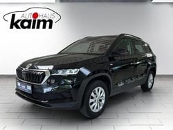 Schwarzmagic perleffekt Gebraucht 2023 Skoda Karoq Tour SUV | 28.990 € (Fairer Preis)