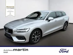 Bright silber Gebraucht 2021 Volvo V60 Momentum Kombi | 25.790 € (Guter Preis)