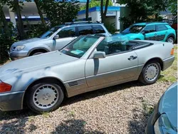 Silber Gebraucht 1990 Mercedes SL300 Cabrio | 14.900 €