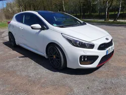 Weiß Gebraucht 2014 Kia ProCeed Kleinwagen | 4.500 €