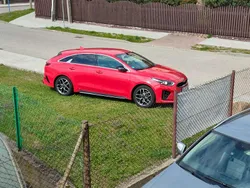 Rot Gebraucht 2020 Kia ProCeed 4 Kleinwagen | 19.000 € (Fairer Preis)