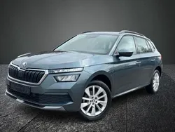 Grau Gebraucht 2020 Skoda Kamiq Sport SUV | 15.200 € (Fairer Preis)