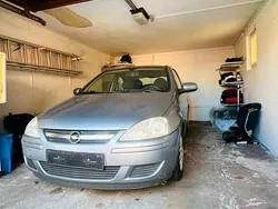 Silber Gebraucht 2005 Opel Corsa Kleinwagen | 750 € (Guter Preis)