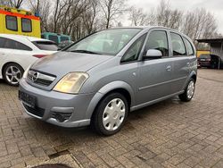 Grau Gebraucht 2006 Opel Meriva Edition Van / Kleinbus | 2.600 € (Fairer Preis)
