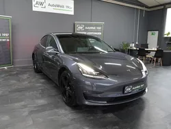 Grau Gebraucht 2020 Tesla Model 3 Long Range Limousine | 22.990 € (Guter Preis)