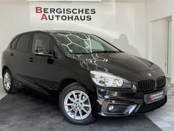 Schwarz Gebraucht 2018 BMW 218 Active Tourer Advantage Van / Kleinbus | 14.999 € (Fairer Preis)