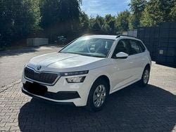 Weiß Gebraucht 2021 Skoda Kamiq SUV | 13.700 € (Guter Preis)