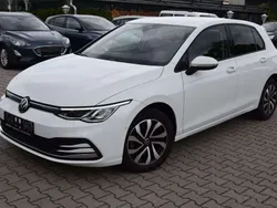 Pure white Gebraucht 2022 VW Golf VIII Active Limousine | 22.700 € (Guter Preis)
