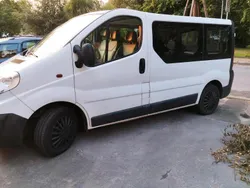 Weiß Gebraucht 2006 Renault Traffic Van / Kleinbus | 7.700 €