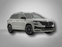 Blackmagic perleffekt Neu 2025 Skoda Karoq SportLine SUV | 41.690 € (Fairer Preis)