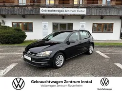 Deep black perleffekt Gebraucht 2020 VW Golf VII Comfortline Limousine | 18.900 € (Fairer Preis)