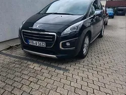 Schwarz Gebraucht 2016 Peugeot 3008 SUV | 11.490 € (Guter Preis)