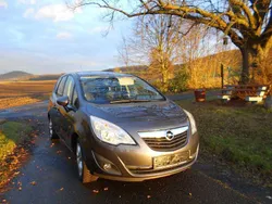 Bronze Gebraucht 2011 Opel Meriva Eco Van / Kleinbus | 4.800 € (Guter Preis)