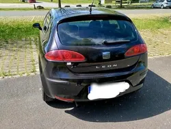 Schwarz Gebraucht 2006 Seat Leon Kleinwagen | 2.300 € (Etwas zu teuer)