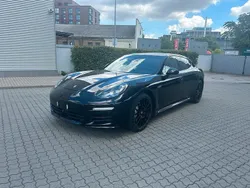 Schwarz Gebraucht 2014 Porsche Panamera 4S Limousine | 26.500 €