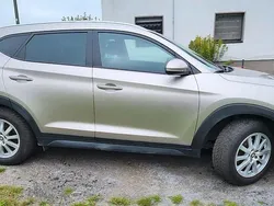 Andere farben Gebraucht 2015 Hyundai Tucson Intro Edition SUV | 16.990 € (Fairer Preis)