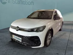 Weiß Gebraucht 2024 VW Tiguan R-line SUV | 48.100 € (Teuer)