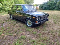 Schwarz Gebraucht 1991 Lada 2106 Limousine | 4.900 €