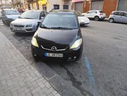 Schwarz Gebraucht 2007 Mazda 5 Comfort Van / Kleinbus | 800 € (Guter Preis)