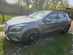 Grau Gebraucht 2016 Mercedes GLA220 SUV | 17.200 € (Guter Preis)