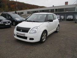 Weiß Gebraucht 2006 Suzuki Swift Limousine | 1.990 € (Etwas zu teuer)