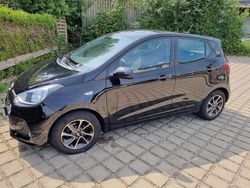 Schwarz Gebraucht 2017 Hyundai i10 Trend Kleinwagen | 7.400 € (Fairer Preis)