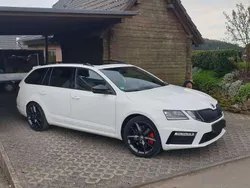 Weiß Gebraucht 2017 Skoda Octavia RS Kombi | 19.500 € (Fairer Preis)