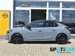 Grau Gebraucht 2024 Opel Corsa Limousine | 19.250 € (Fairer Preis)