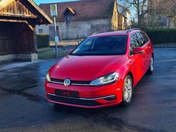 Rot Gebraucht 2018 VW Golf VII Kombi | 11.800 € (Superpreis)