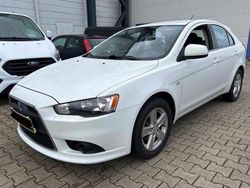 Weiß Gebraucht 2009 Mitsubishi Lancer Limousine | 4.890 € (Fairer Preis)