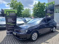 Schwarz (schwarz) Gebraucht 2024 Opel Astra Kombi | 18.770 € (Guter Preis)
