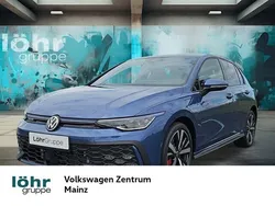 Anemonenblau metallic Gebraucht 2024 VW Golf VIII GTE Limousine | 42.890 € (Guter Preis)