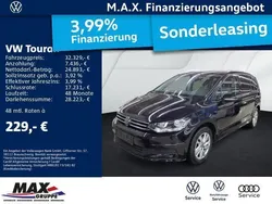 Deep black perleffekt Gebraucht 2024 VW Touran Comfortline Van / Kleinbus | 32.329 € (Fairer Preis)