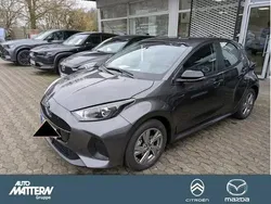 Grau Gebraucht 2024 Mazda 2 Exclusive-Line Limousine | 22.190 € (Fairer Preis)
