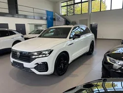 Weiß Gebraucht 2022 VW Touareg R-line SUV | 45.999 € (Guter Preis)