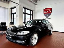 Black sapphire metallic Gebraucht 2010 BMW 523 Limousine | 9.990 € (Fairer Preis)