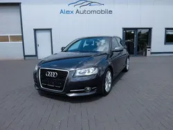 Grau Gebraucht 2011 Audi A3 Sportback Ambition Limousine | 5.800 € (Fairer Preis)