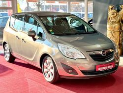 Grau Gebraucht 2010 Opel Meriva Edition Van / Kleinbus | 4.990 € (Fairer Preis)