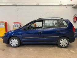 Blau Gebraucht 2003 Mitsubishi Space Star Comfort Edition Van / Kleinbus | 1.390 € (Fairer Preis)