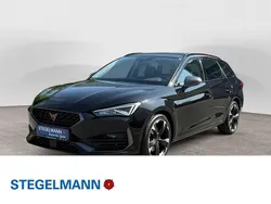 Mitternachtsschwarz Gebraucht 2024 Cupra Leon Kombi | 32.610 € (Teuer)
