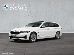 Weiß Gebraucht 2022 BMW 530e Kombi | 34.811 € (Fairer Preis)
