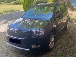Schwarz Gebraucht 2017 Skoda Yeti Drive SUV | 15.500 € (Teuer)
