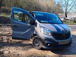 Gebraucht 2015 Renault Traffic Van / Kleinbus | 16.900 €