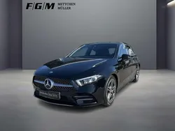 Unilack nachtschwarz Gebraucht 2020 Mercedes A180 AMG line Limousine | 23.740 € (Guter Preis)