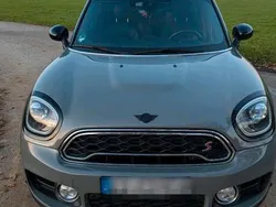 Grau Gebraucht 2018 Mini Cooper SD Countryman SUV | 25.000 € (Teuer)