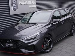 Dark knight / mic Gebraucht 2021 Hyundai i30 N Performance Limousine | 28.990 € (Fairer Preis)
