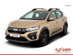 Beige Gebraucht 2024 Dacia Sandero Stepway Kleinwagen | 17.990 € (Fairer Preis)