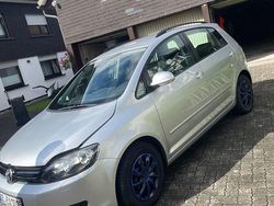 Silber Gebraucht 2007 VW Golf V Kleinwagen | 3.500 € (Etwas zu teuer)