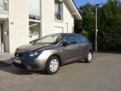 Grau Gebraucht 2015 Seat Ibiza SC Reference Kleinwagen | 3.940 € (Fairer Preis)