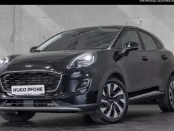 Agate black metallic Gebraucht 2024 Ford Puma Titanium SUV | 20.550 € (Superpreis)